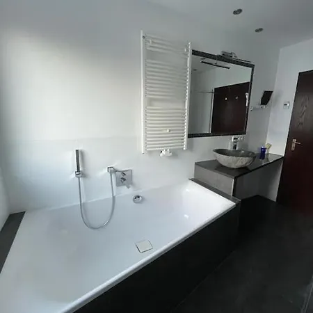 Near Frankfurt +32 Pinball, Arcade, Billiard,dart *